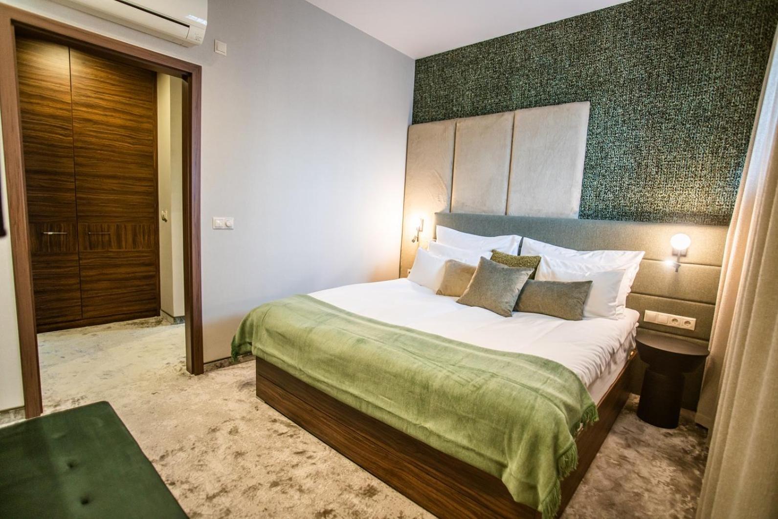 Barack Thermal Hotel And Spa Tiszakecske Bagian luar foto