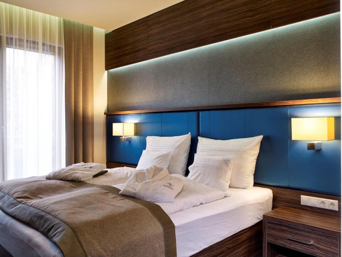 Barack Thermal Hotel And Spa Tiszakecske Bagian luar foto